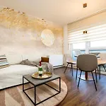 Exclusive Suite Mit Tiefgarage In Naehe Messe-Bmw-Porsche-Dhl-Flughafen-Flugzeugwerk Der Deutsche Aircraft